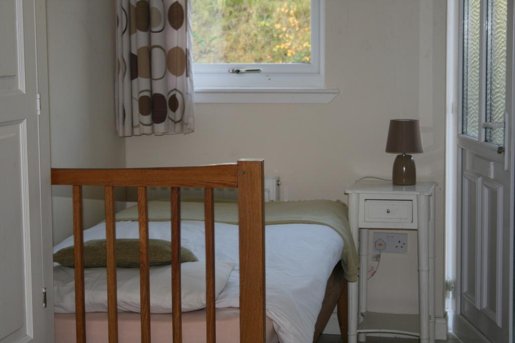 Bcc Loch Ness Hostel Bearnock Room photo