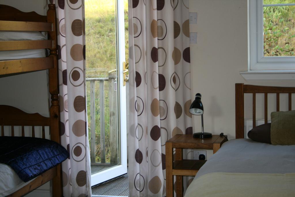Bcc Loch Ness Hostel Bearnock Exterior photo
