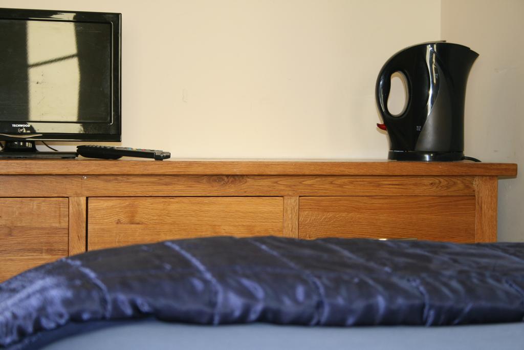 Bcc Loch Ness Hostel Bearnock Room photo
