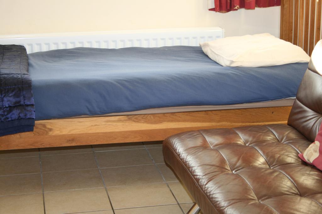 Bcc Loch Ness Hostel Bearnock Room photo